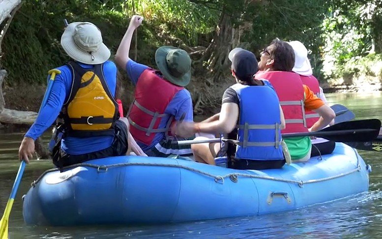 Family-Boat-Trip-Arenal-Volcano.jpeg